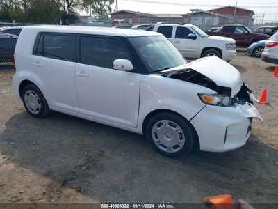 SCION SCION XB 2012