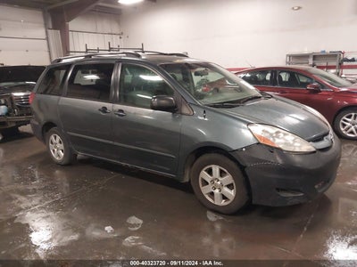 TOYOTA SIENNA 2008