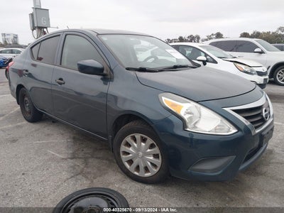 NISSAN VERSA 2017