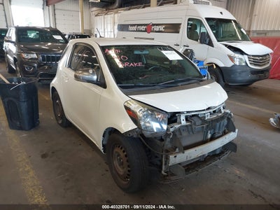 SCION IQ 2014