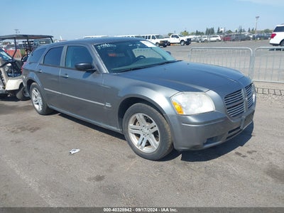 DODGE MAGNUM 2005