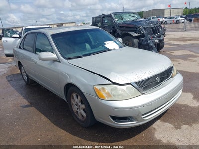 TOYOTA AVALON 2001
