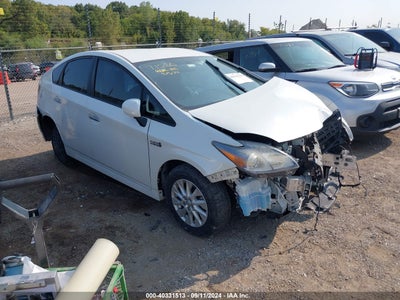 TOYOTA PRIUS PLUG-IN 2014