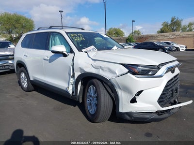 TOYOTA GRAND HIGHLANDER 2024