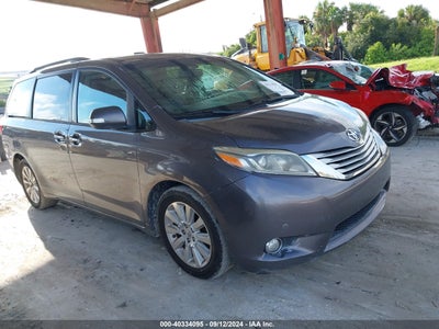 TOYOTA SIENNA 2015