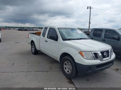 NISSAN FRONTIER 2017