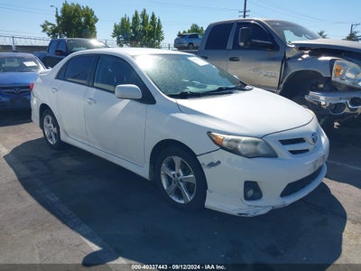 TOYOTA COROLLA 2012