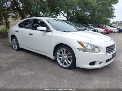 NISSAN MAXIMA 2011