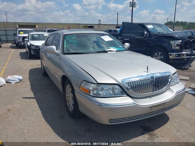 LINCOLN TOWN CAR 2007