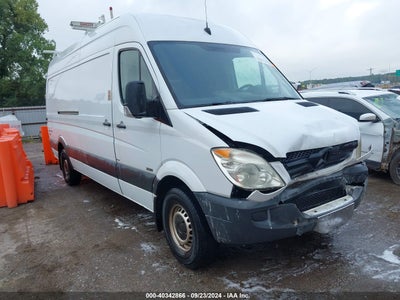 MERCEDES-BENZ SPRINTER 2500 2011