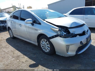 TOYOTA PRIUS PLUG-IN 2012
