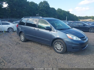 TOYOTA SIENNA 2008