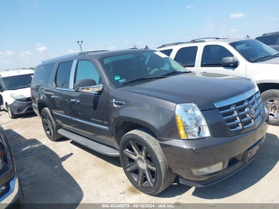 CADILLAC ESCALADE ESV 2011