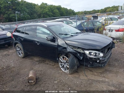 VOLVO V60 CROSS COUNTRY 2018