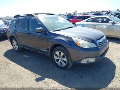 SUBARU OUTBACK 2011
