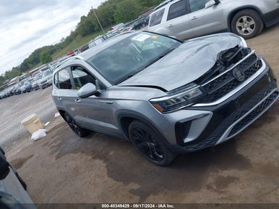VOLKSWAGEN TAOS 2023