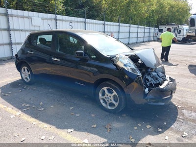 NISSAN LEAF 2013