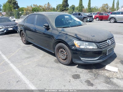 VOLKSWAGEN PASSAT 2013