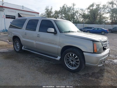 CADILLAC ESCALADE ESV 2004