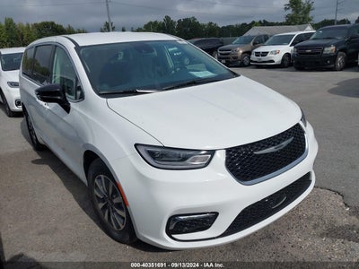 CHRYSLER PACIFICA HYBRID 2024