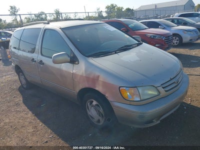 TOYOTA SIENNA 2002