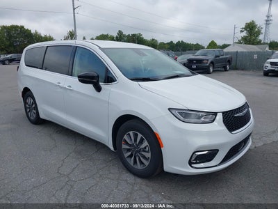 CHRYSLER PACIFICA HYBRID 2024
