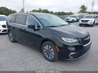 CHRYSLER PACIFICA HYBRID 2024
