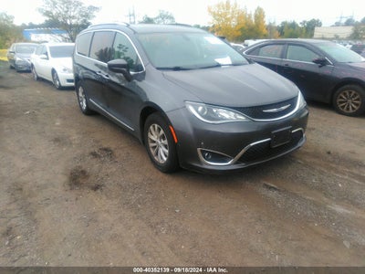 CHRYSLER PACIFICA 2019