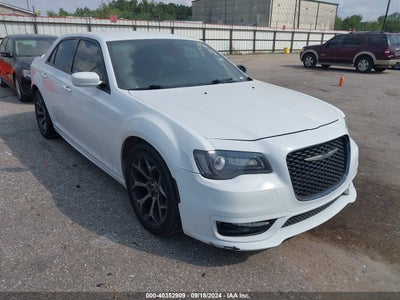 CHRYSLER 300 2017