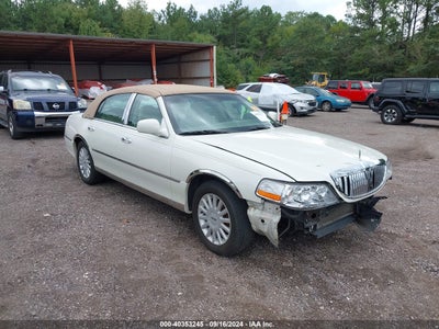 LINCOLN TOWN CAR 2005