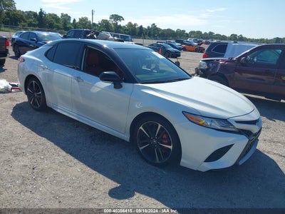 TOYOTA CAMRY 2019