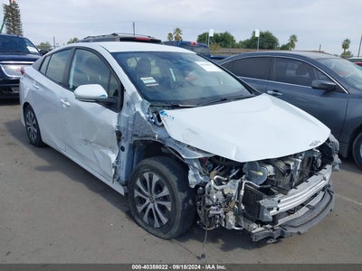 TOYOTA PRIUS PRIME 2021