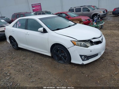 TOYOTA CAMRY 2012
