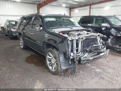CADILLAC ESCALADE ESV 2014