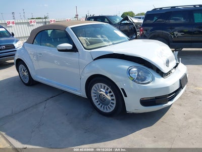 VOLKSWAGEN BEETLE 2015