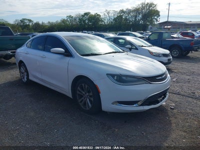 CHRYSLER 200 2015
