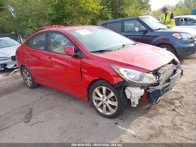HYUNDAI ACCENT 2012