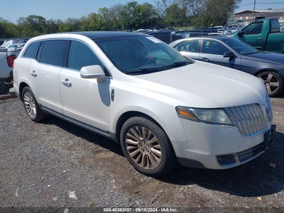 LINCOLN MKT 2012