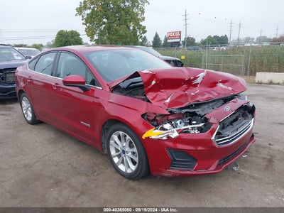 FORD FUSION HYBRID 2019