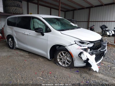 CHRYSLER PACIFICA 2024
