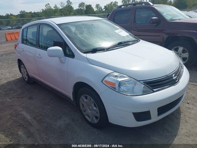 NISSAN VERSA 2011