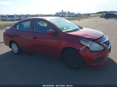 NISSAN VERSA 2017