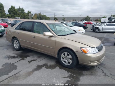 TOYOTA AVALON 2001