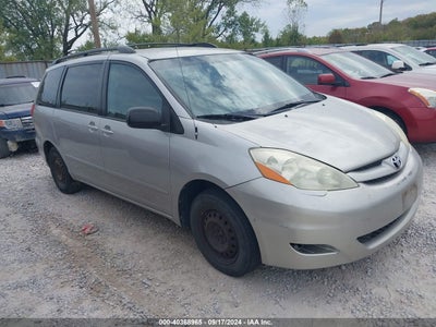 TOYOTA SIENNA 2006