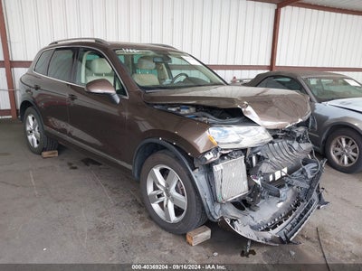 VOLKSWAGEN TOUAREG 2013