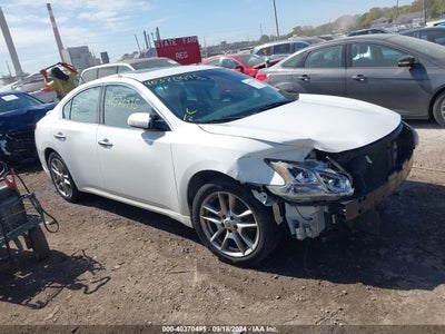 NISSAN MAXIMA 2010
