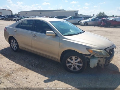 TOYOTA CAMRY 2011