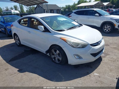 HYUNDAI ELANTRA 2013