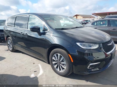CHRYSLER PACIFICA HYBRID 2023