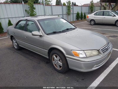 TOYOTA CAMRY 2001